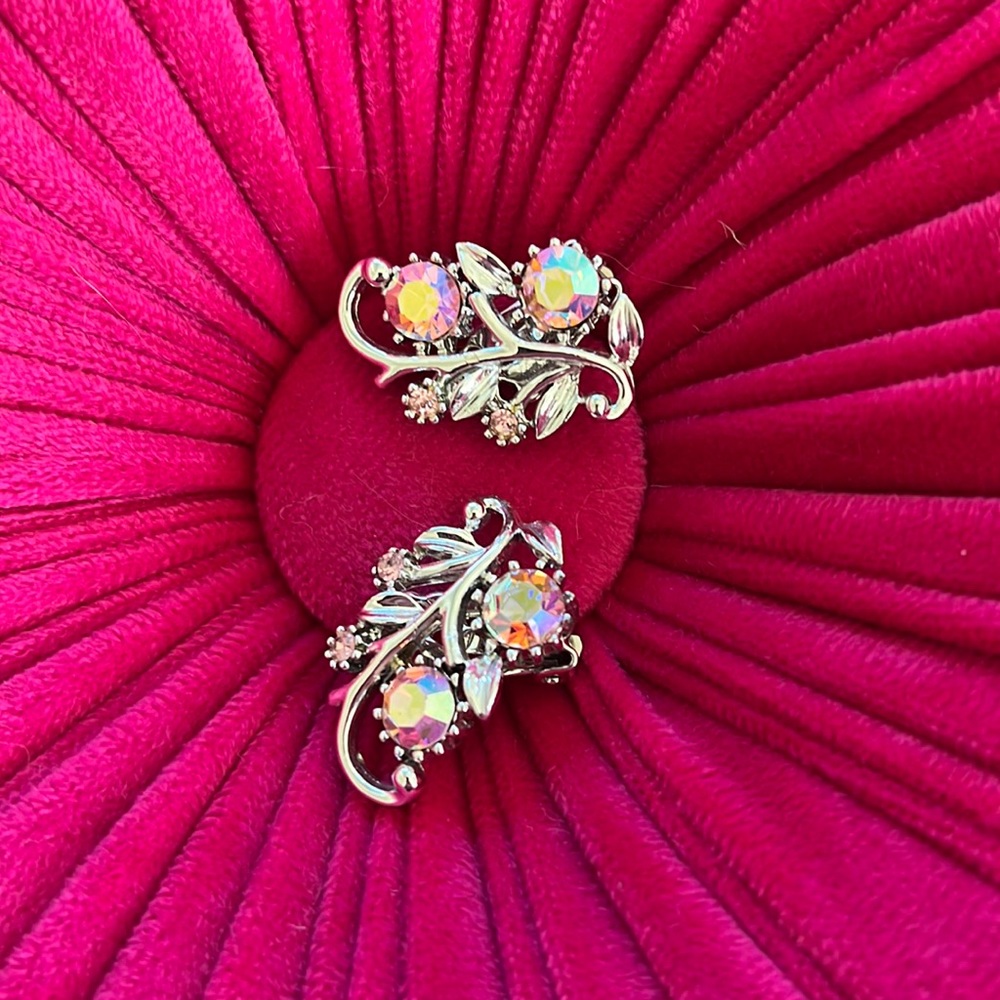 Vintage signed Coro AB clip earrings. Excellent condition.